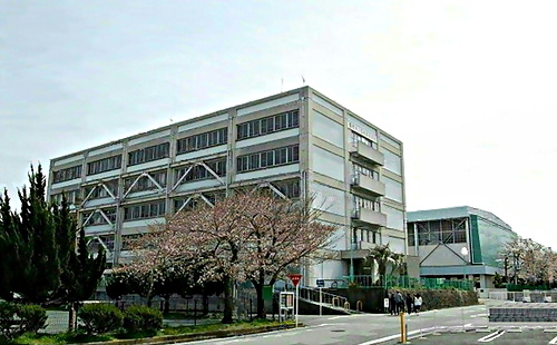 Eye catch: Toyohashi City Toyohashi High School (ICHIKOU)