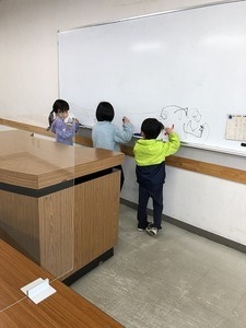 えきやこども広場（9月２１日はお休みです）