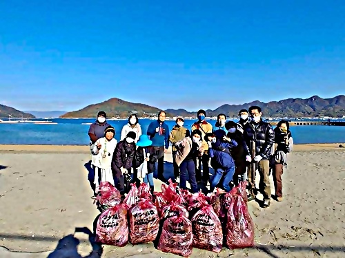 海岸ごみ清掃＆みかん狩り・ミニコンサートを開催しました！ 令和２年１２月６日（日）